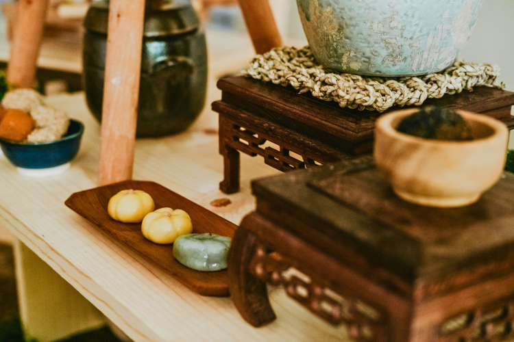 tray with various items