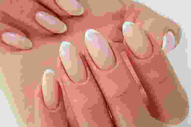 micro french nails