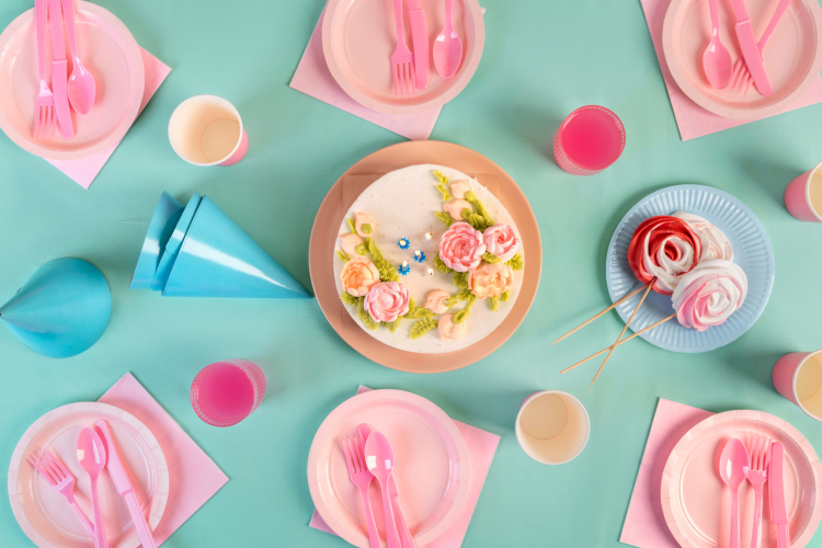 Easy Gender Reveal Tableware