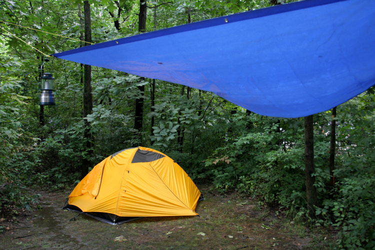 Camping hacks with your Tent under a Tarp