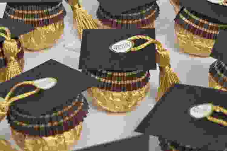 graduate party favors