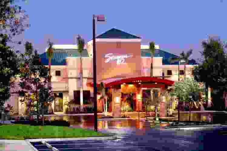 Season 52 restaurant