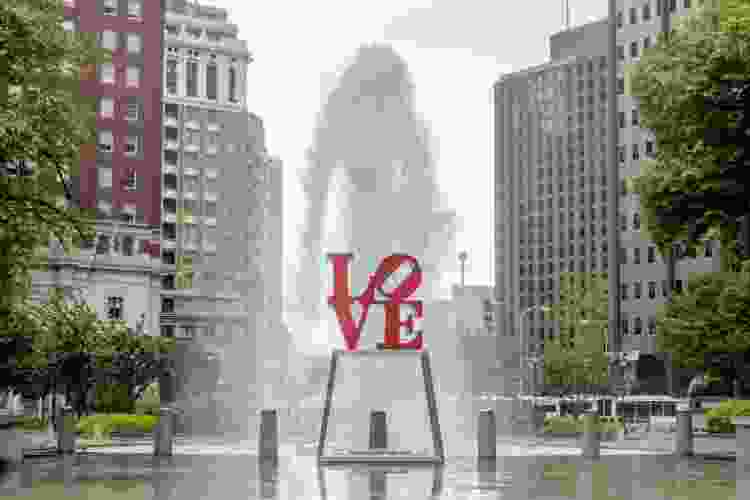 Love statue Philadelphia