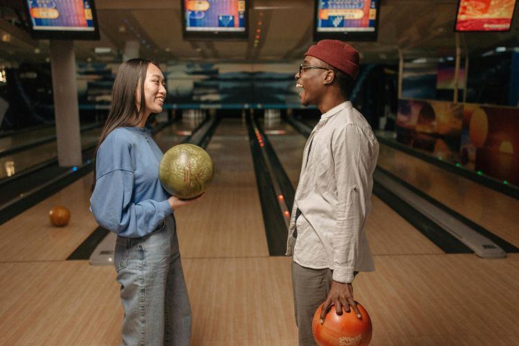 Bowling Date idea in Miami