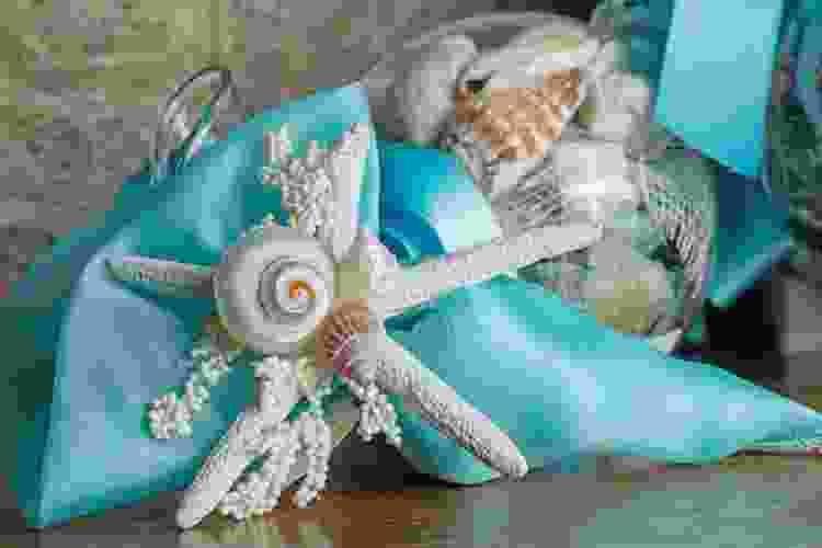 shells wedding favor