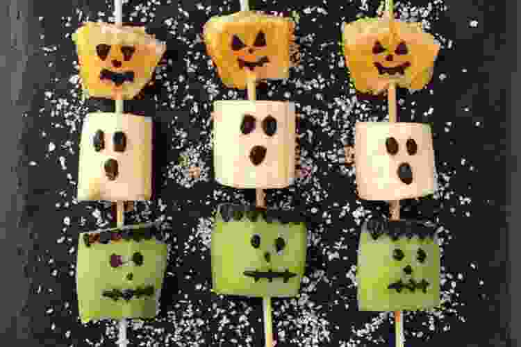 halloween fruit kebabs