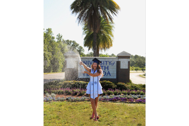 Champagne Pop as Graduation Invitation Idea