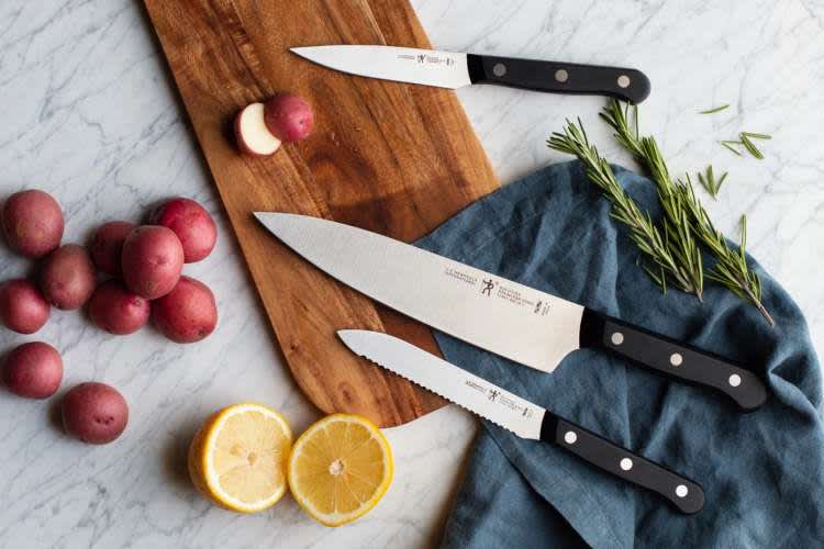 Kitchen Favorites: Kitchen Knives – Twice as Tasty