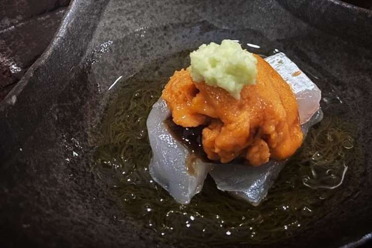 nigiri topped with uni