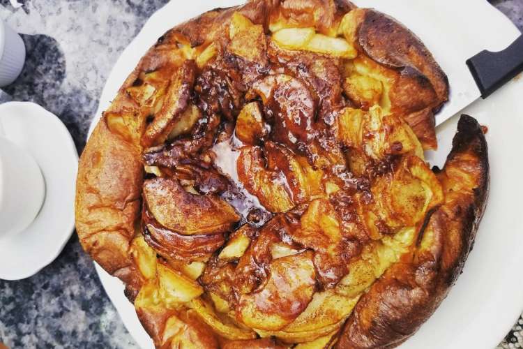 baked apple pancake from richward walker's pancake house