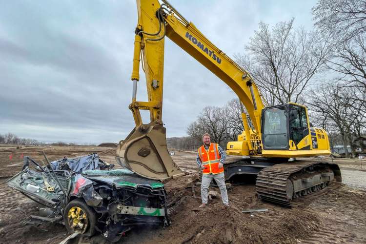 Extreme Sandbox is a fun team building activity in Minneapolis.