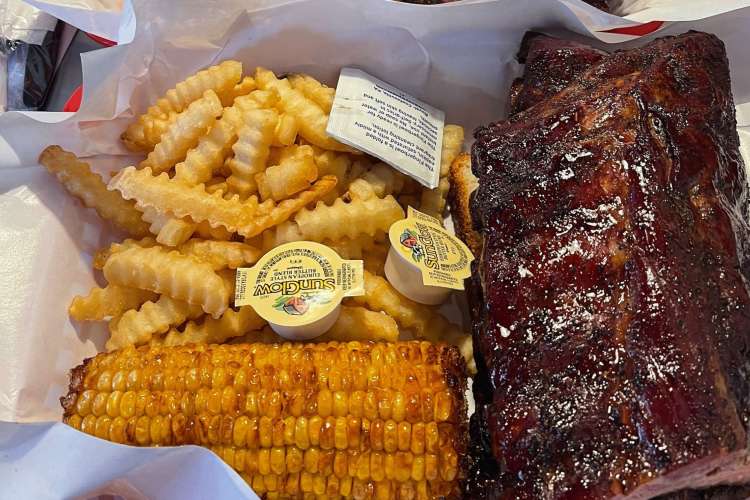 Pappy's Smokehouse is a stick-to-the-ribs team building activity in St. Louis.