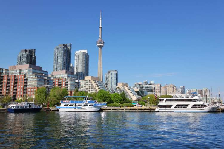 cruise ships in the bay in Toronto