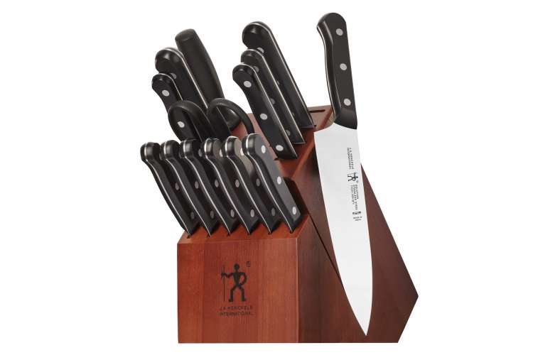 the henckels solution 15-Pc knife block set offers some of the best kitchen knives