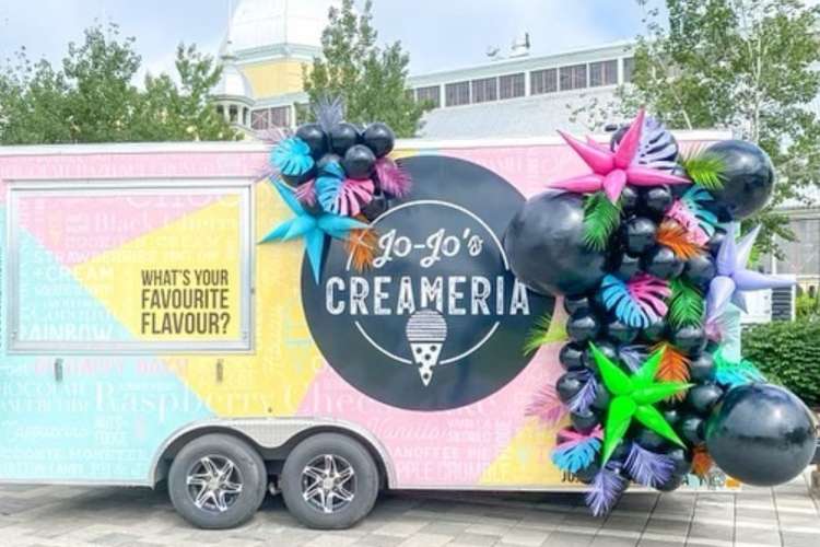 Getting ice cream is a popular date idea in Ottawa.