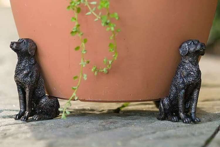 Cute risers for her plant pots are the perfect gift for a mother-in-law who gardens.