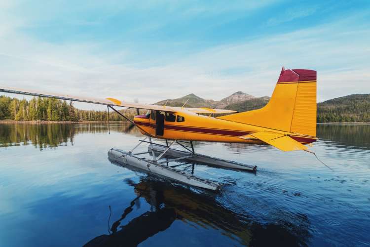 A seaplane tour is a great date idea in Toronto for an anniversary.