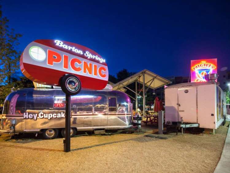 food truck tours are great team building activities in austin