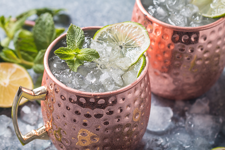 a moscow mule mug set is a great last minute gift idea