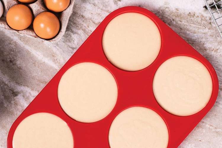 Mrs Anderson Silicone 12-Cup Muffin Pan