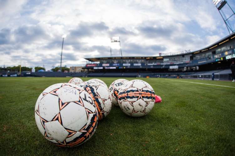 catch a soccer game with the nasville soccer club for a fun thing to do in nashville