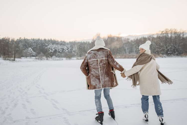 Go ice skating for a fun first-anniversary date idea.