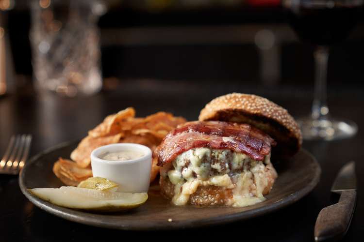 bacon cheeseburger from gramercy tavern