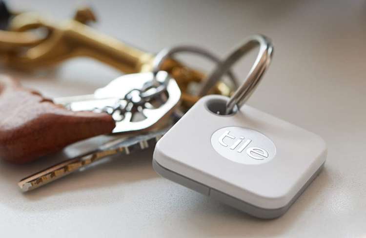 a tile mate bluetooth tracker is a useful last minute christmas gift