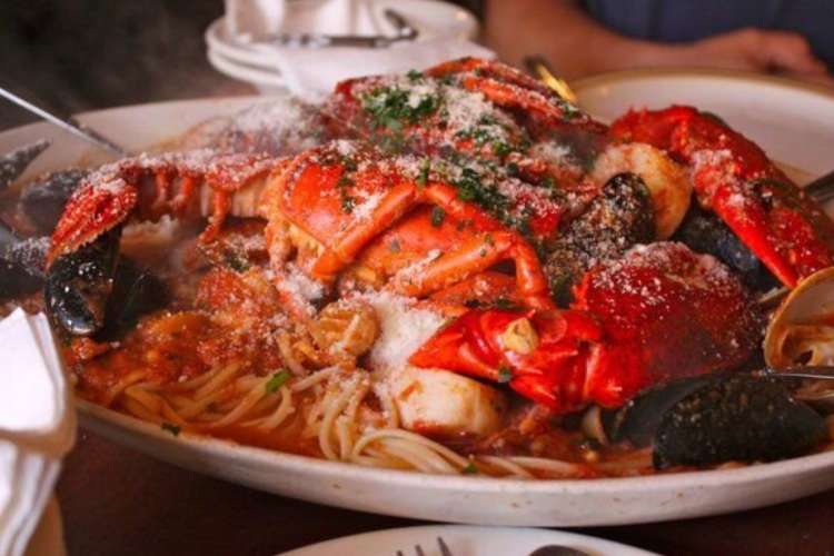 Giacomo's Ristorante serves famous Italian seafood in Boston.