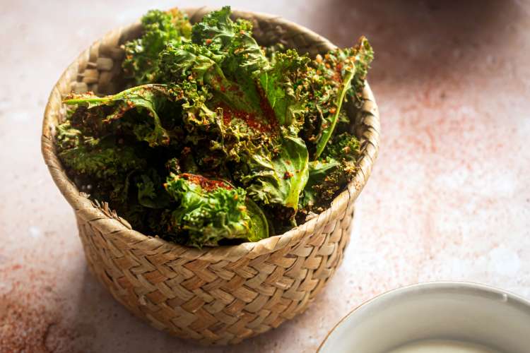 air fryer kale chips are a crispy and easy healthy super bowl appetizer