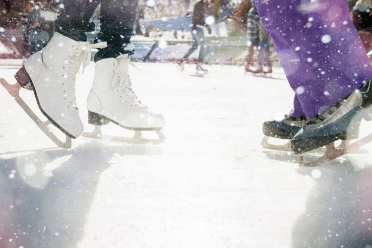 ice skating is a fun date idea in dallas