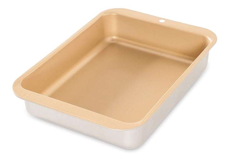 Nordic Ware Nonstick Compact Ovenware Casserole Pan