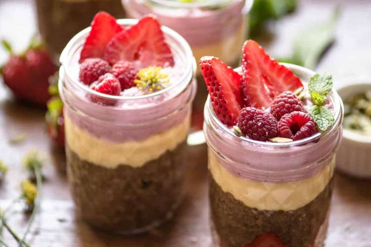 vegan chocolate chia pudding parfaits are a deliciously layered healthy strawberry dessert