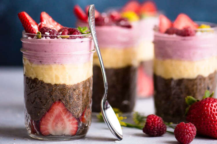 vegan chocolate chia pudding parfaits are beautiful and delicious