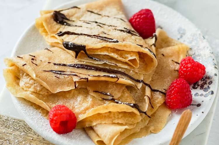 delicate vegan crepes