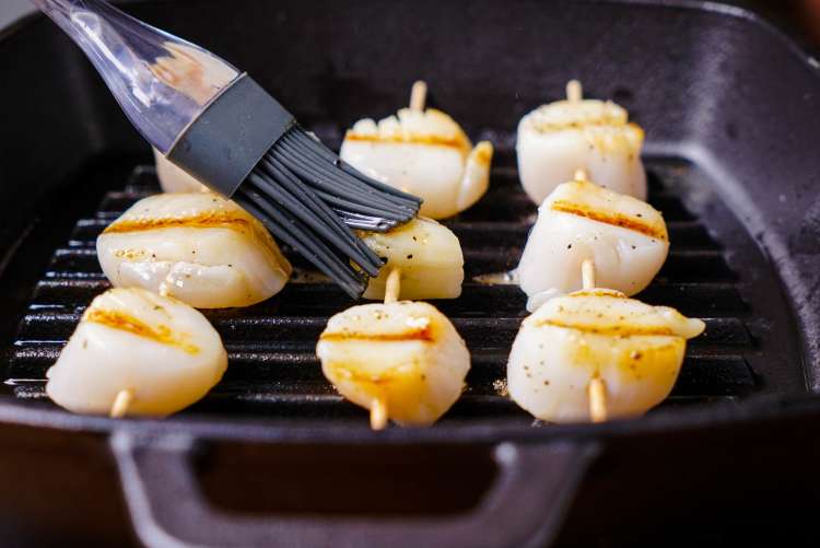 how to cook scallops on the grill