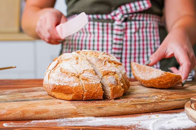 best bread to make breadcrumbs