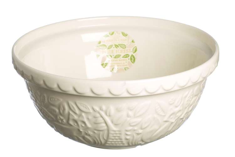the Mason Cash S12 11.5 Inch Mixing Bowl is a fun pie making tool
