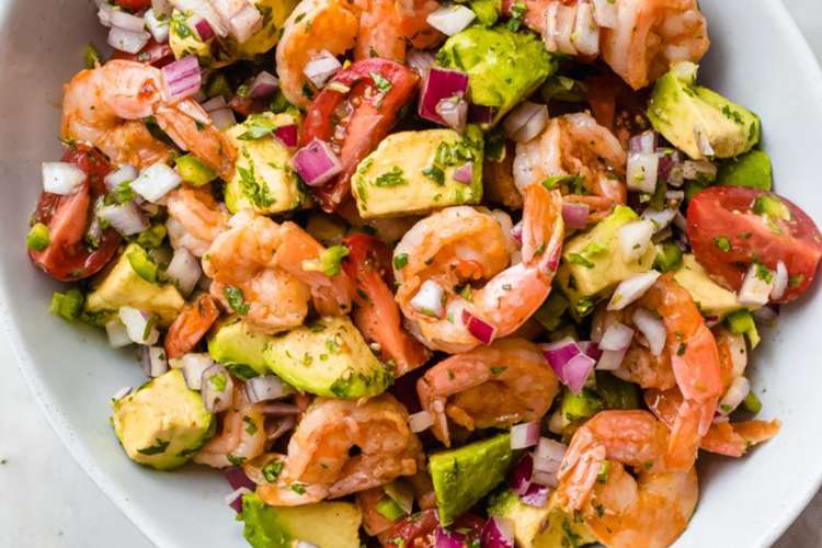 mexican shrimp salad is a light and quick mexican dinner idea