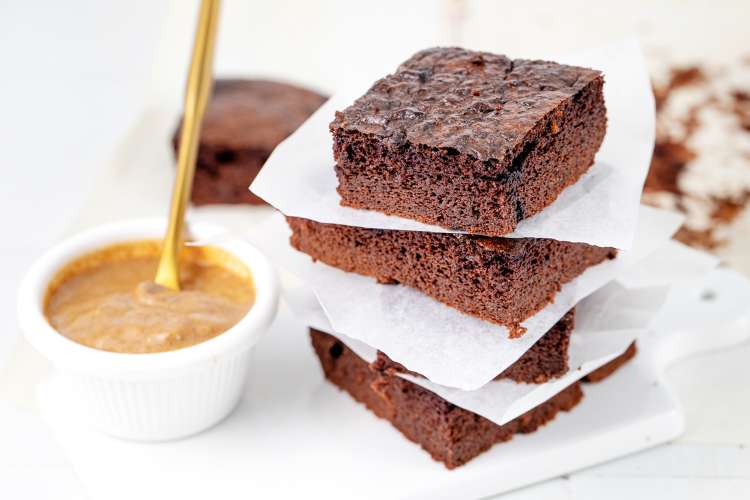 fudgy paleo brownies are a gluten free diary free chocolate snack