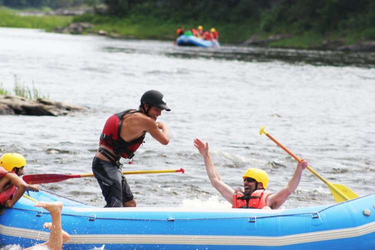 Rafting is a great team building activity in Ottawa.