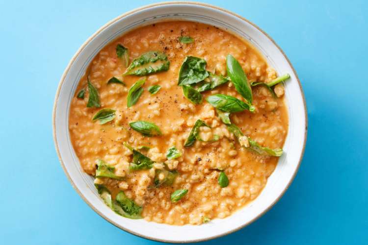 tomato and basil risotto with spinach