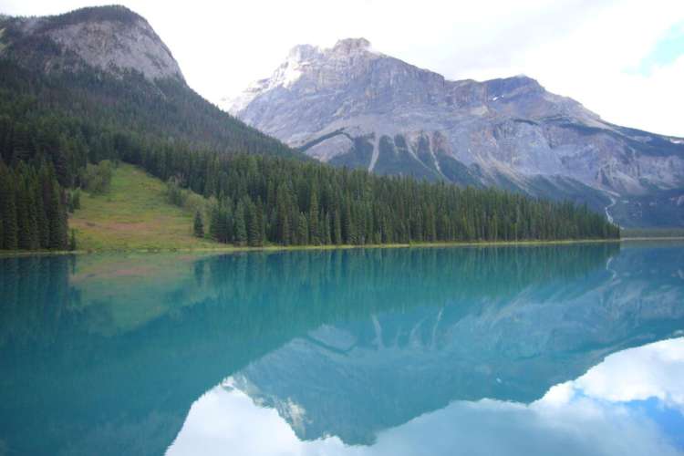 World heritage sites make breathtaking team building activities around Calgary.