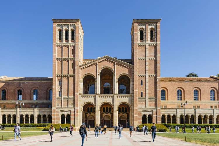 explore the colleges in los angeles