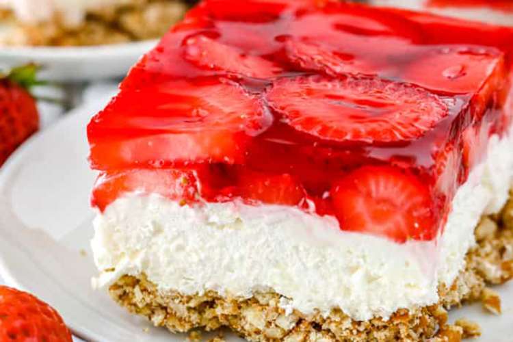 strawberry pretzel salad is a sweet and salty strawberry dessert