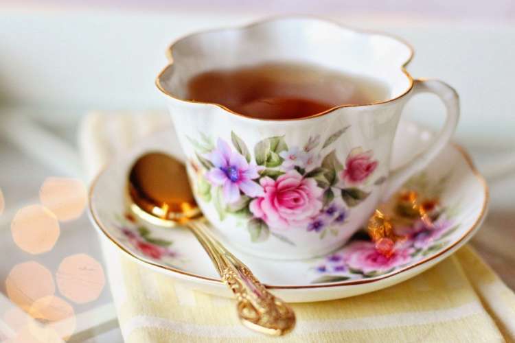 elegant floral design tea cups