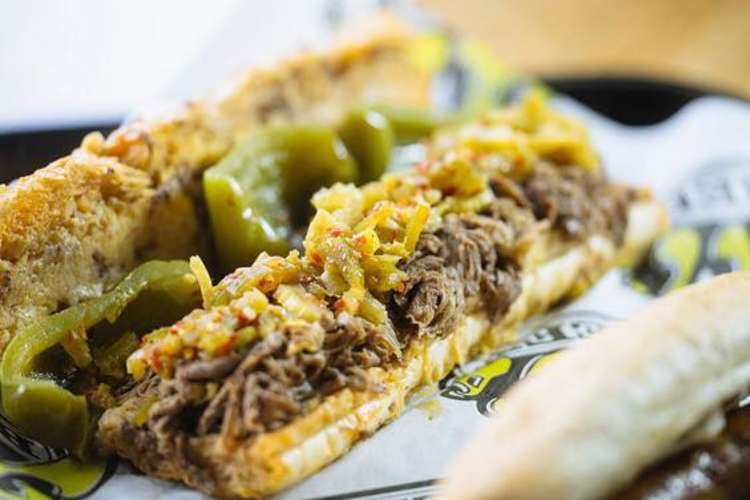 al's italian beef serves some of the best chicago foods