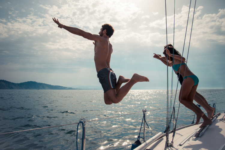 a day of boating is a fun graduation party idea