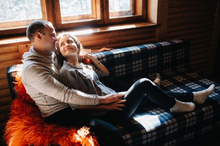 a cabin trip is a fun winter date idea