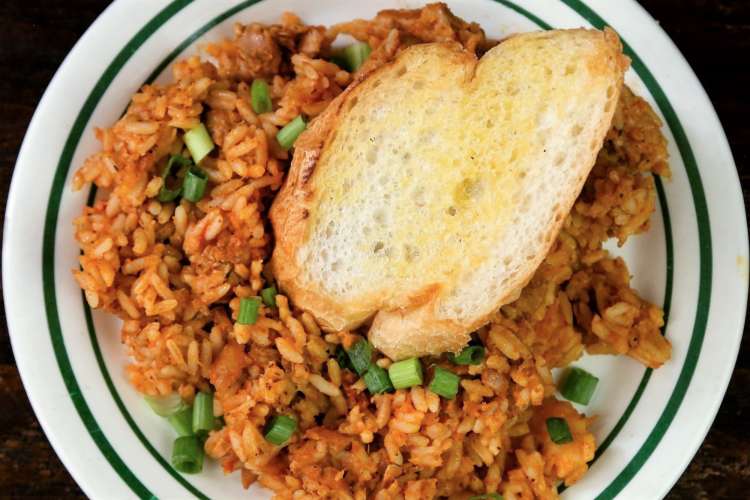 jambalaya with buttered bread from cafe maspero